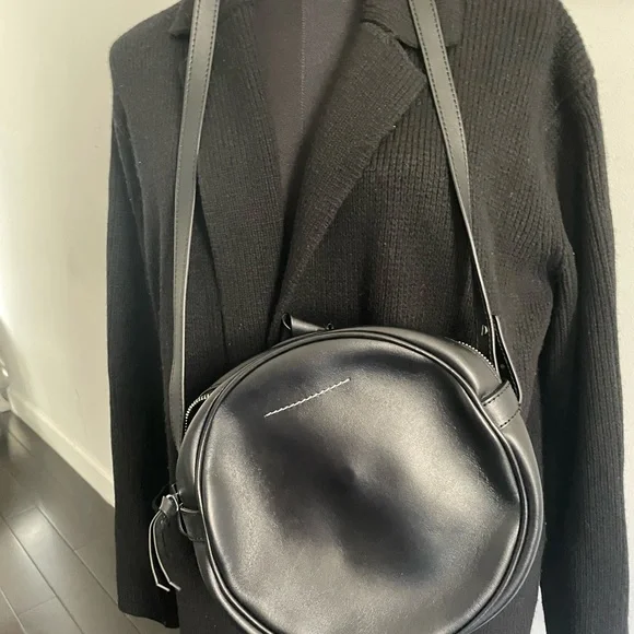 ♠️sold 🎀 MM6 MAISON MARGIELA BOW CROSSBODY black leather shoulder BAG - Picture 3 of 8